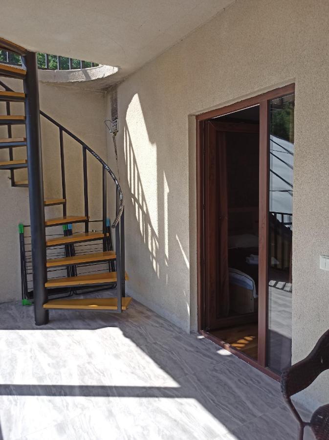 House B&B Mestia Exterior photo