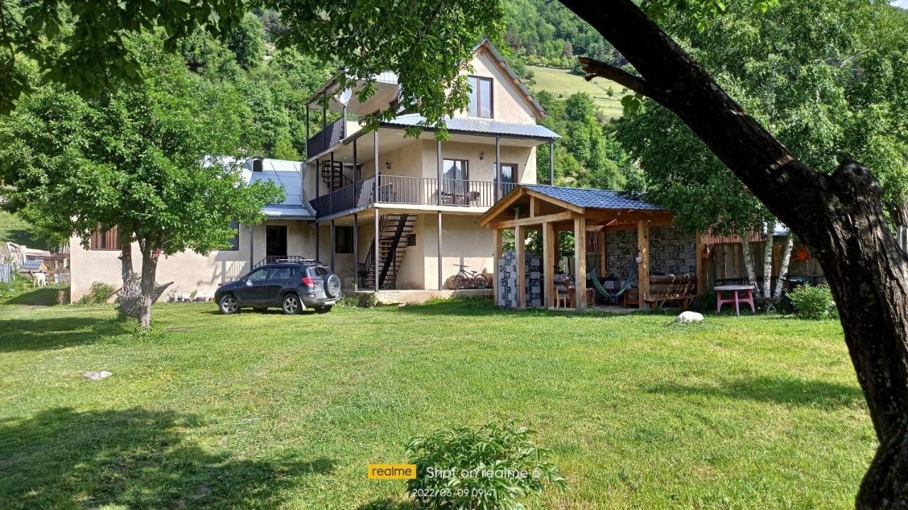 House B&B Mestia Exterior photo