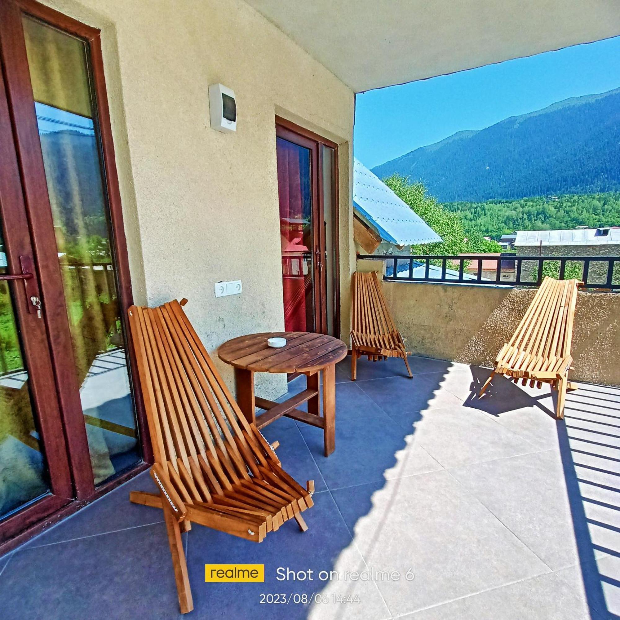 House B&B Mestia Exterior photo